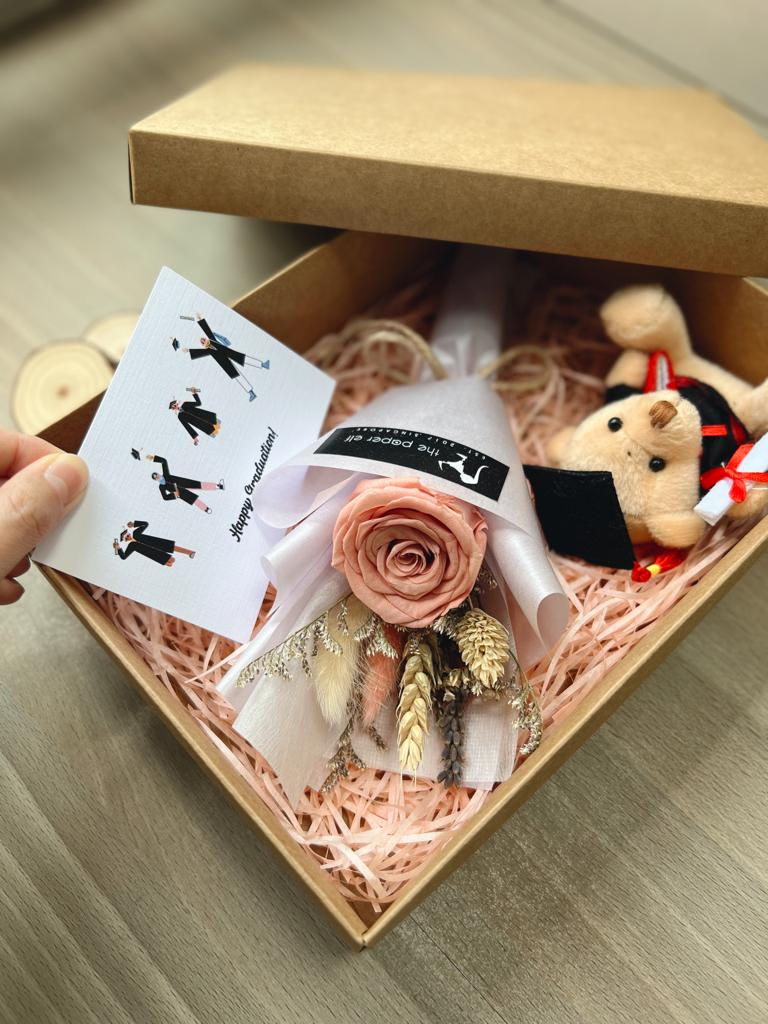 Thumbnail: Happy Graduation Gift Box