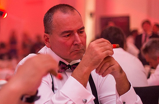 Is it possible for this man to achieve the impossible -to win the world champion title three times in a row, and have his name engraved on the trophy for a fourth time, and on that journey become the GOAT - Hauke Walter from Germany?