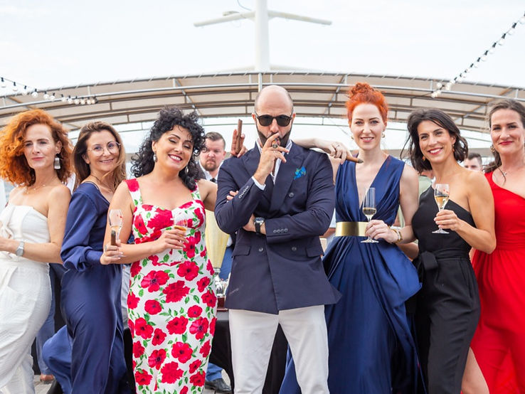 Friday (216)_edited.jpg