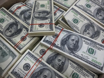 Dollar retreats ahead of inflation data; Yen soars on Ueda's comments