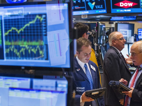 Futures lower, Salesforce to report - what's moving markets