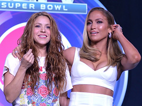 20-1-30%20JLO%20Shakira%20PC%20SBLIV%201