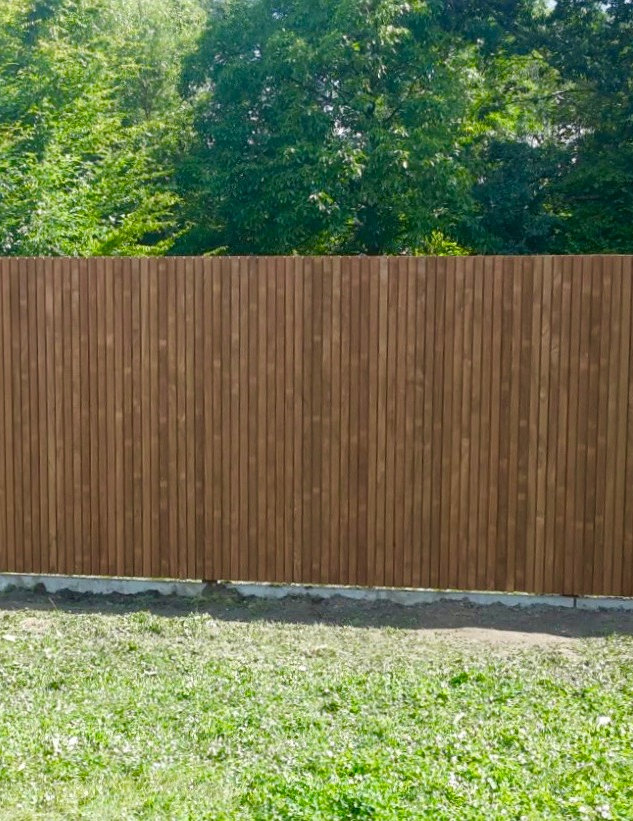 Thermowood tuinwand blokprofiel verticaal