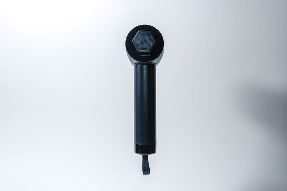 Spin-Schrubber – In Aktion bei der Autopflege auf Felgen verwendet