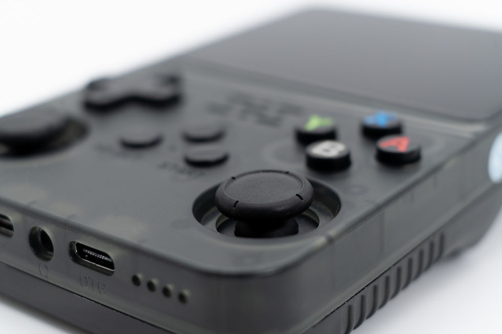 Thumbnail: R36S Retro Handheld Game Console