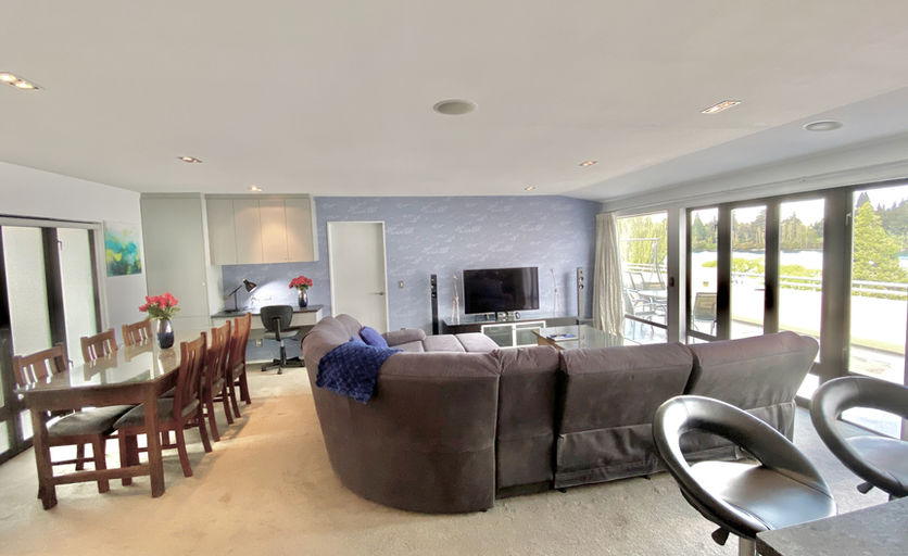 Lounge 3.jpeg
