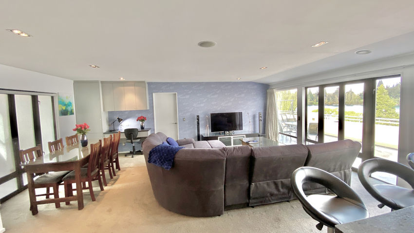Lounge 3.jpeg