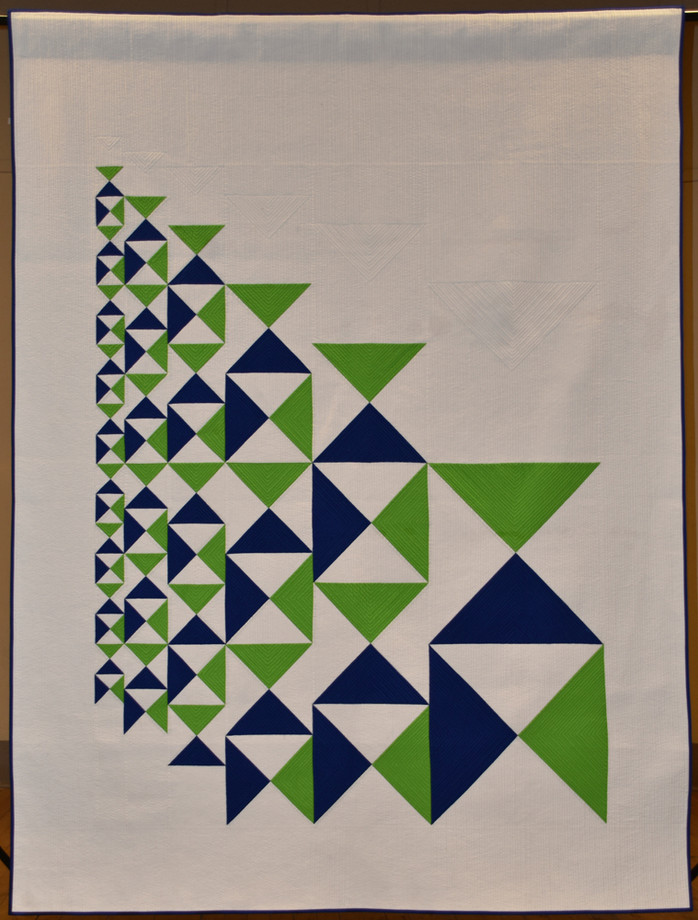 Best Use of Negative Space - MID-CENTURY MOD/MODERN QUILT COMPETITION