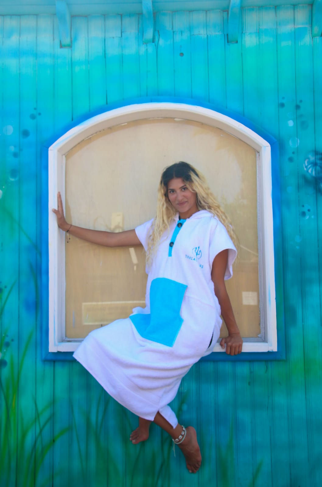 THALASSAINS "WHITE-WHITE-TURQUISE" - for her