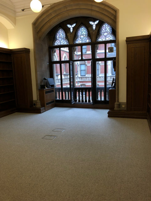 Wool Loop - Fitted office