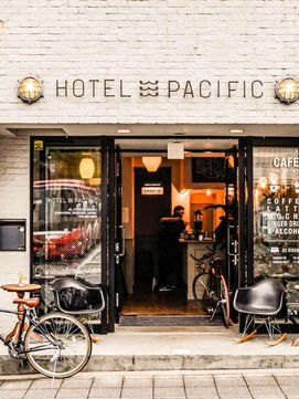Hotel Pacific Kanazawa is located just a 15-minute walk from JR Kanazawa Train/Bullet Train Station. Free WiFi and a bicycle rental service are available on site.
