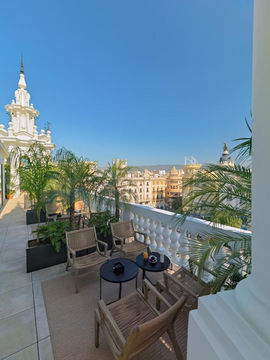 H10 Palacio Colomera is in a prime location in the center of Córdoba, and provides a terrace, free WiFi and a bar. This 4-star hotel offers room service and a 24-hour front desk. Guests can have a drink at the snack bar.

The hotel will provide guests with air-conditioned rooms offering a closet, a coffee machine, a minibar, a safety deposit box, a flat-screen TV and a private bathroom with a shower.

A buffet breakfast is available every morning at H10 Palacio Colomera.

Popular points of interest near the accommodation include Cordoba Mosque, Roman Temple and Merced Palace. The nearest airport is Seville Airport, 81 miles from H10 Palacio Colomera.