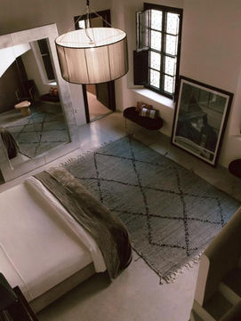 Featuring free WiFi, an outdoor pool and a sun terrace, Riad K offers accommodation in Marrakech, 200 metres from Marrakech Museum and Jemaa El Fna. Guests can enjoy traditional cuisine at the on-site restaurant.