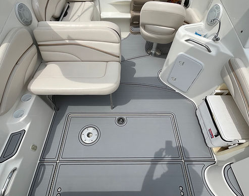 2004 Larson 260 Cabrio