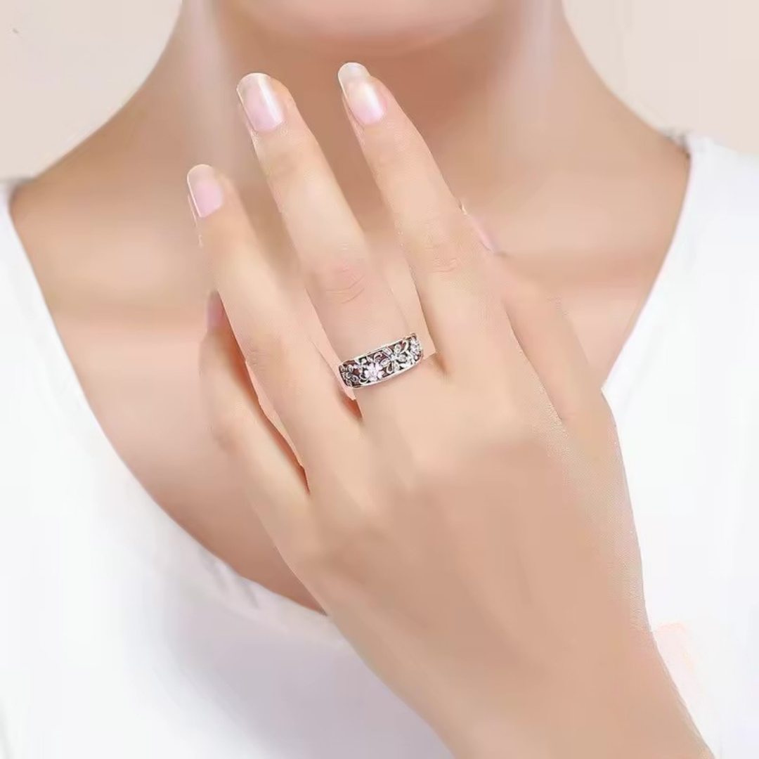 Charming “Daisy Flower & Infinity Love Pave” Sterling Silver Ring