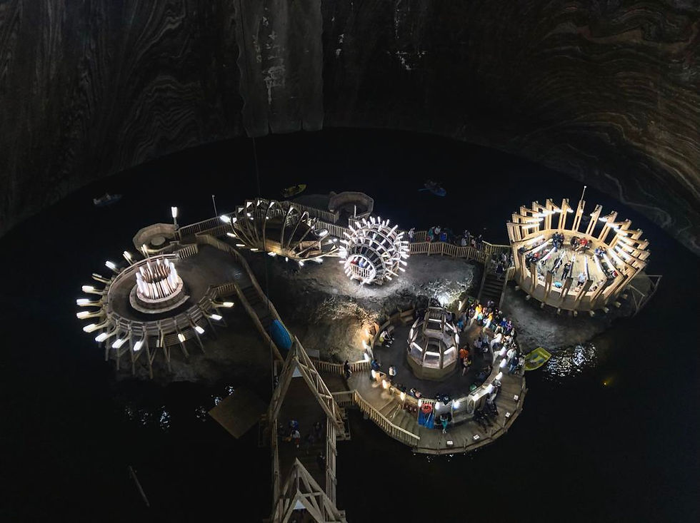 Salina Turda | Woah! That's weird
