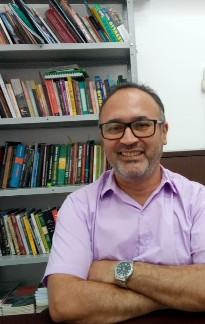 Professor Dr. Benedito Barbosa