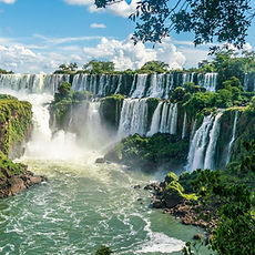 vista-panoramica-cataratas-pirayu-hotel-resort-puerto-iguazu-misiones-argentina.jpeg