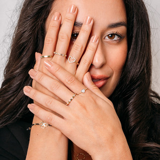 Zlatý prsten Lillian Vassago