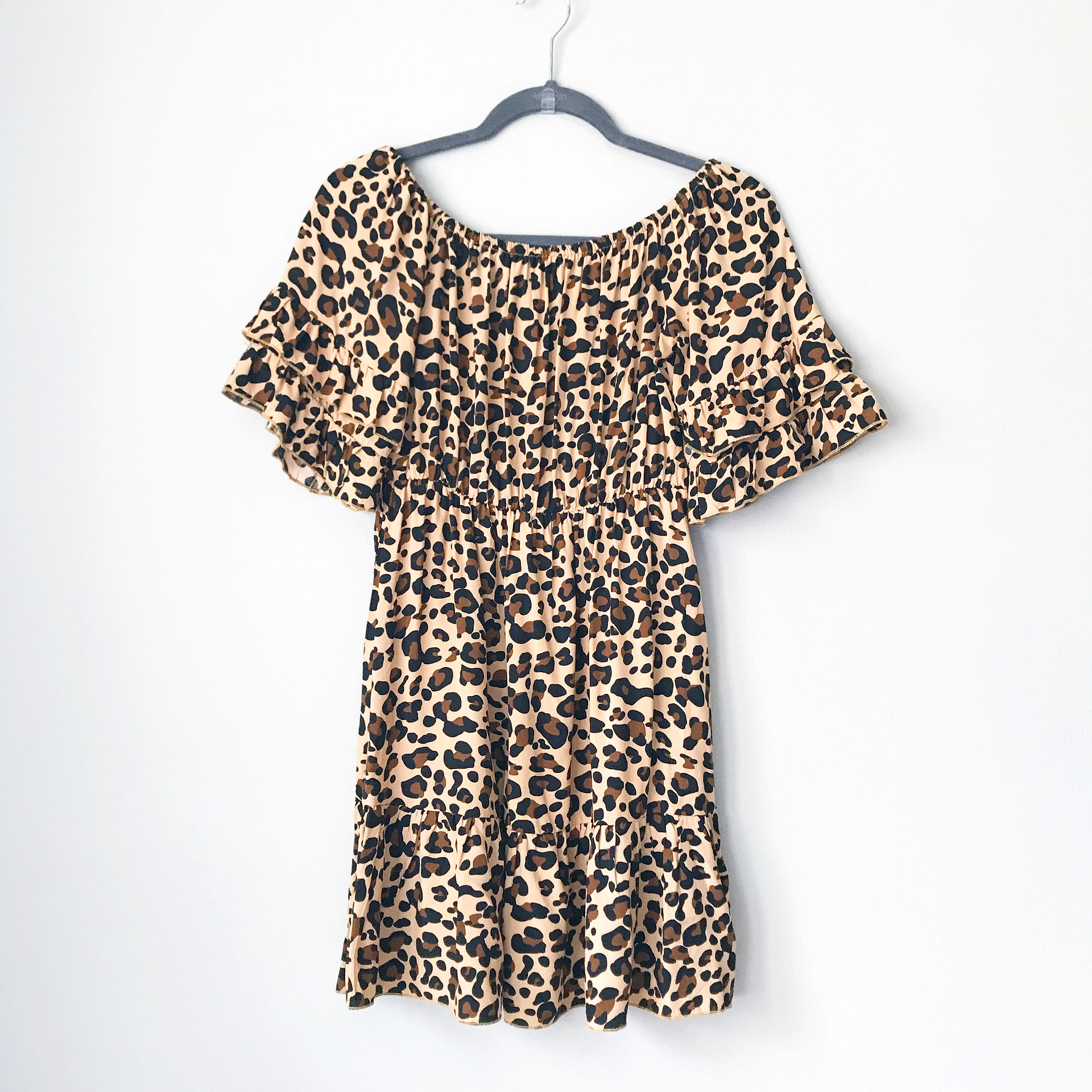 On Or Off Shoulder Leopard Che
