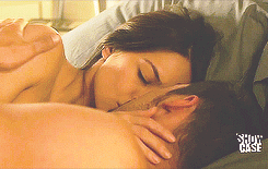 Vincent & Catherine [2.16 ALN] (7).gif