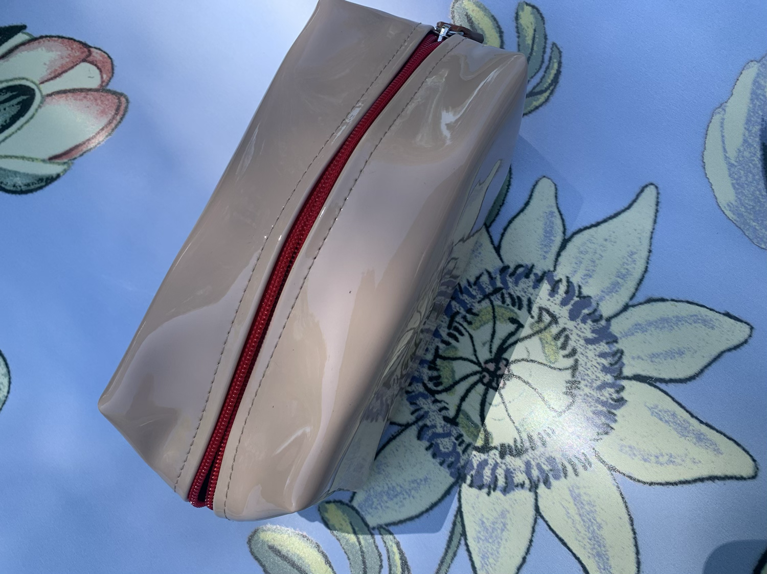 Patent Cube Cosmetic Bag