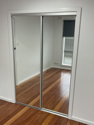 mirror wardrobe door for melbourne apartment