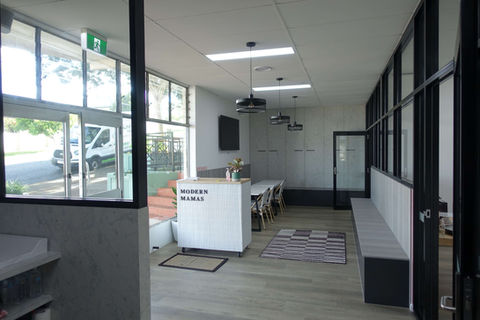 shopfitting Brisbane modern mama's studio fit out reception area