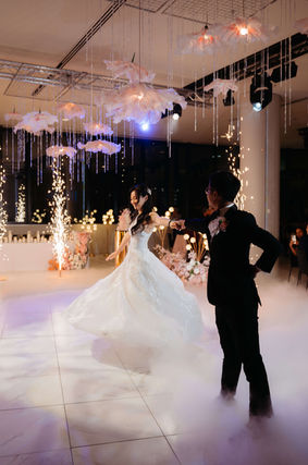 Melbourne wedding stylist - first dance