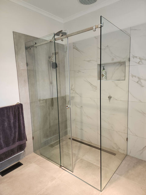 sliding frameless shower screen Melbourne (aka barn door shower screens)