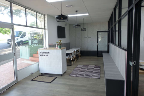 shopfitting Brisbane modern mama's studio fit out reception area