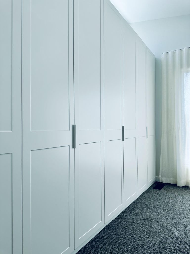 custom wardrobes melbourne by Robes Collective