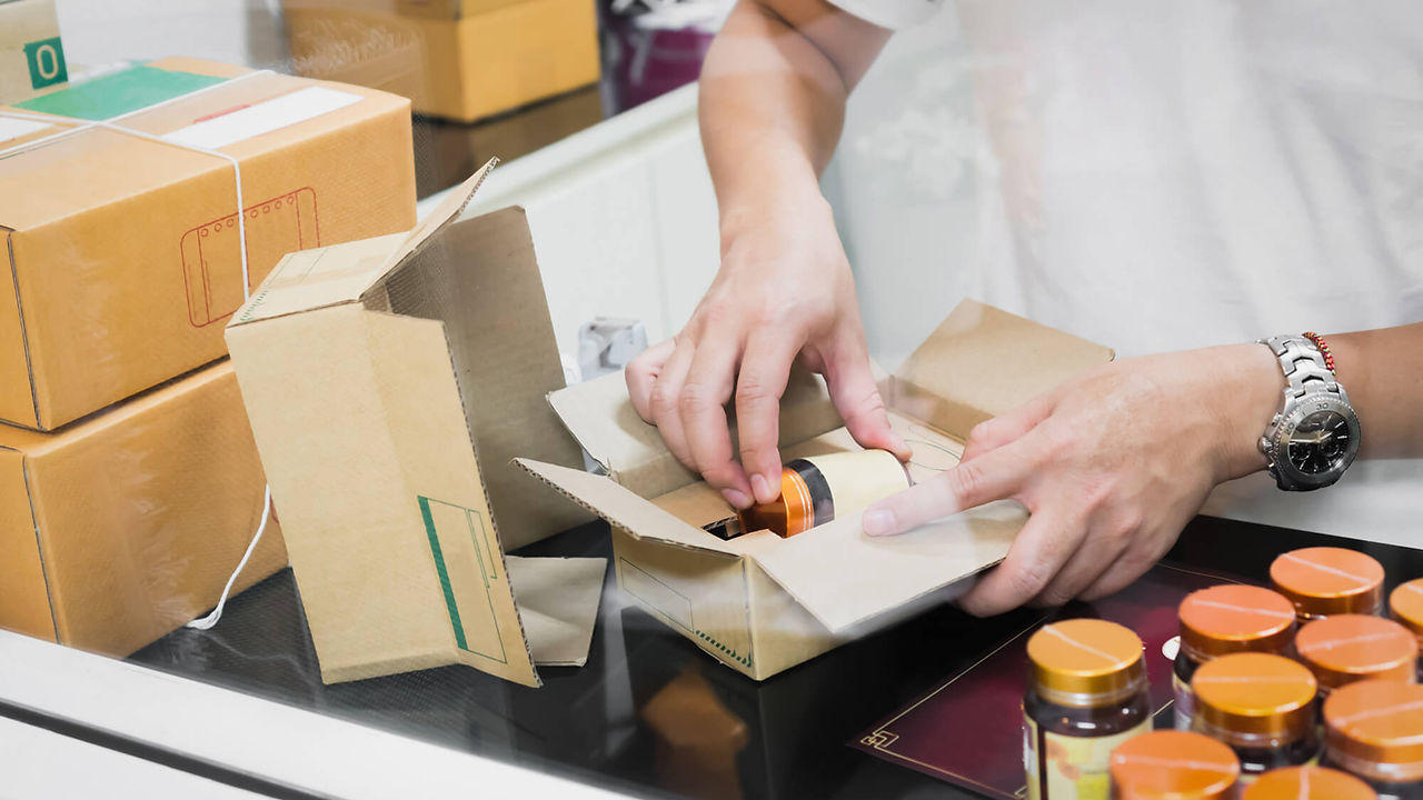 International Shipping & warehouse fulfilment services