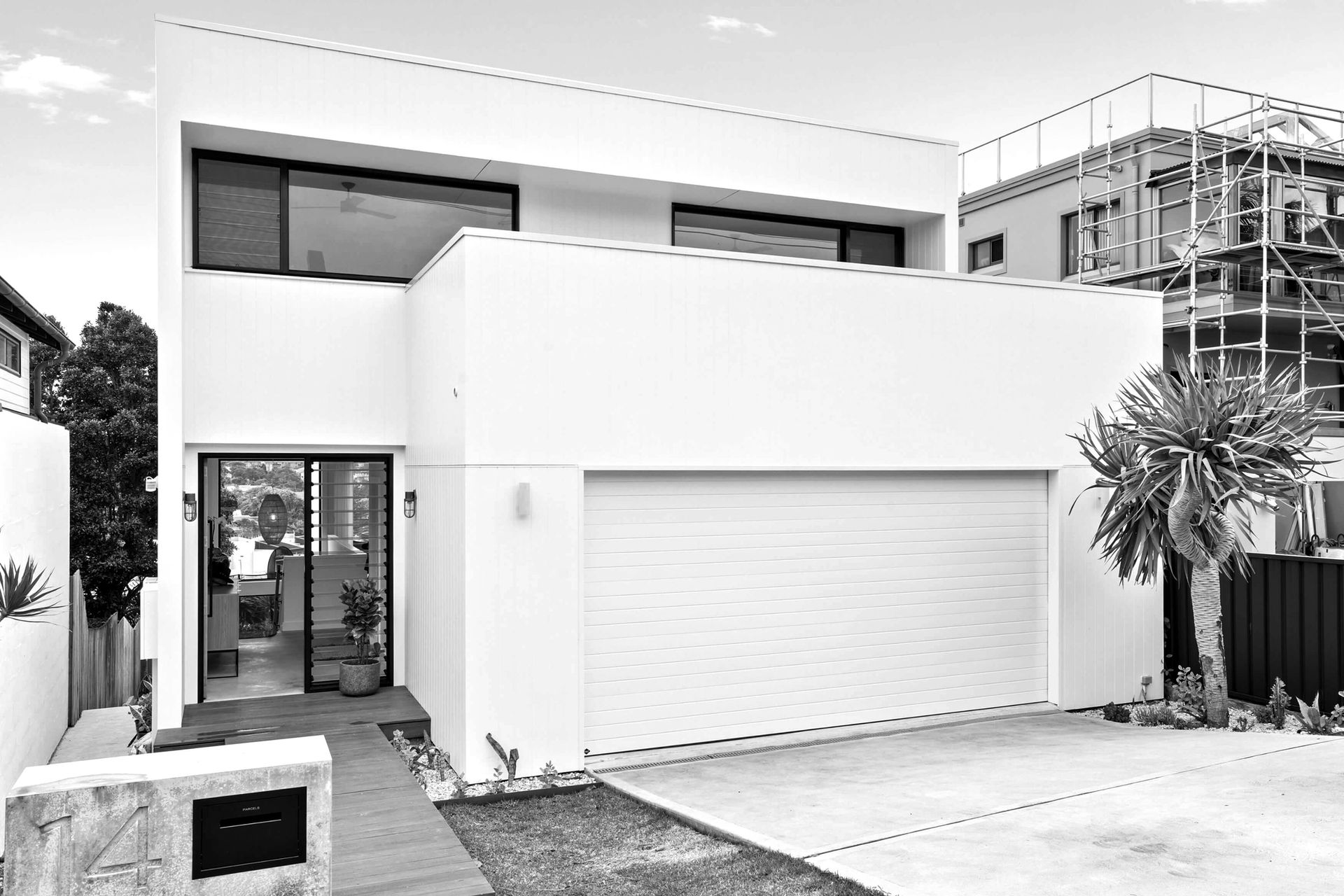facade to queenscliff new house by northern beaches builder