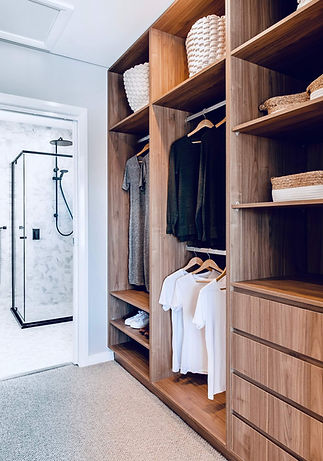 timber look custom wardrobe melbourne