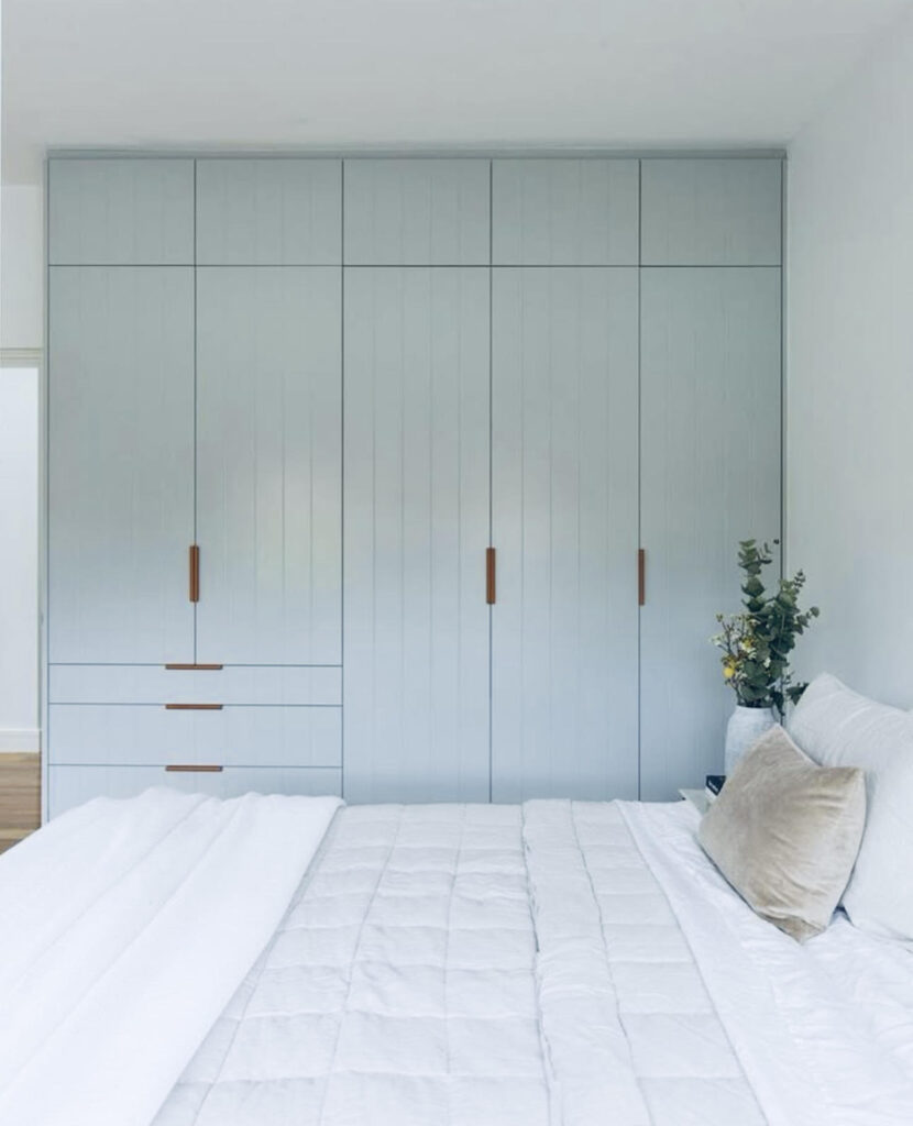 custom wardrobes melbourne by Robes Collective