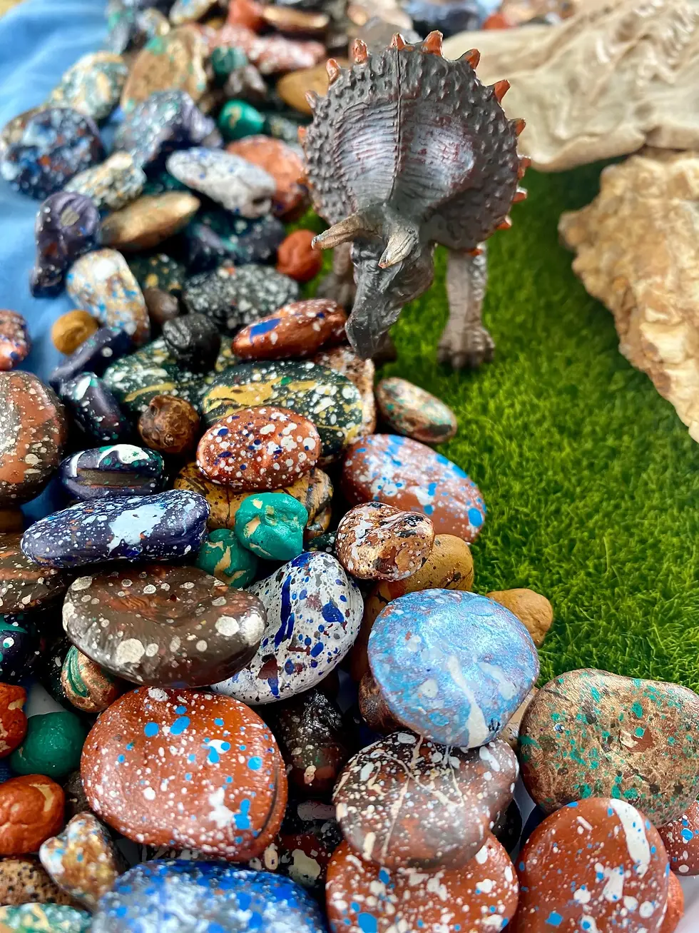 Thumbnail: River Rocks Sensory Mix