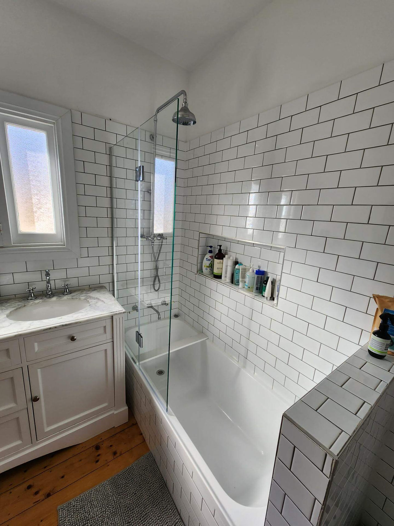 swing panel bath screen melbourne