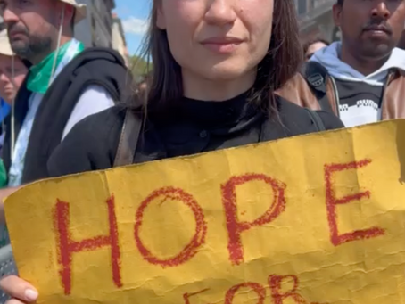 HOPE FOR PEACE FROM ITALY Espresso: "LE VOCI DEGLI “ULTIMI” AI FUNERALI DI PAPA FRANCESCO - IL VIDEO"