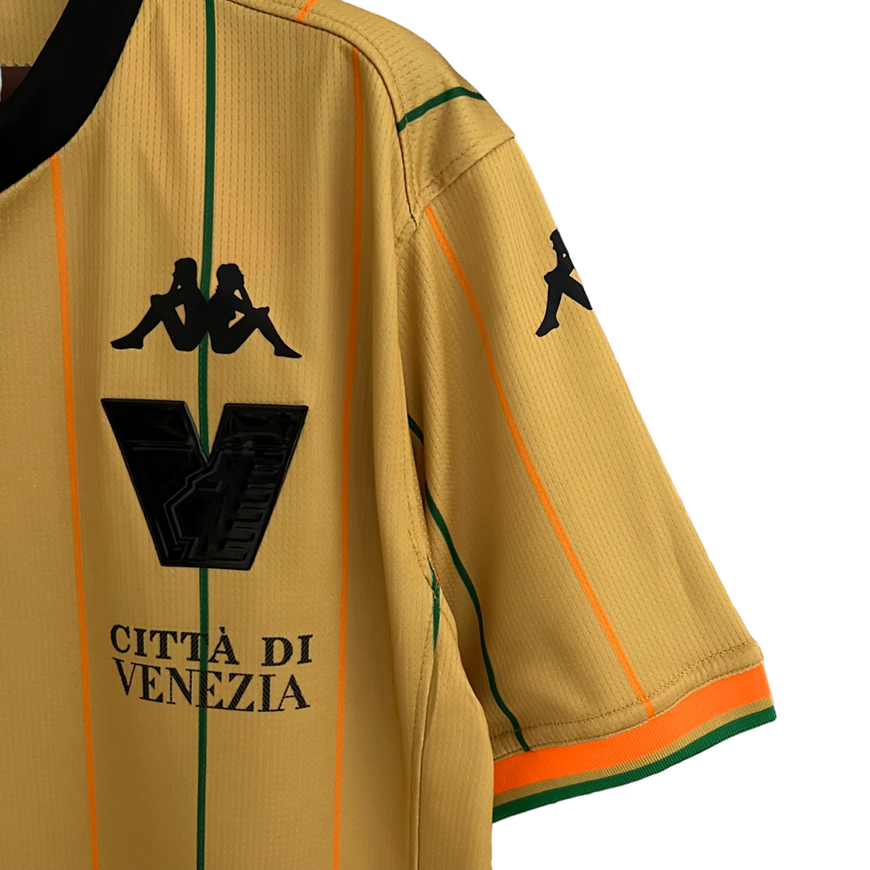 Miniatura: Camisa Venezia Treino 23/24 - Torcedor Kappa Masculina - Bege com detalhes em pr