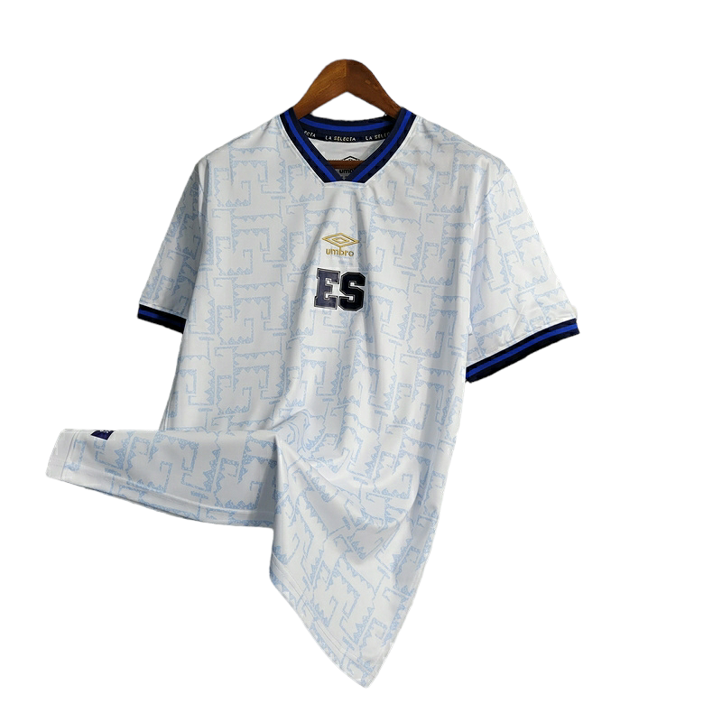 Miniatura: Camisa El Salvador II 23/24 - Torcedor Umbro Masculina - Branca com detalhes em 