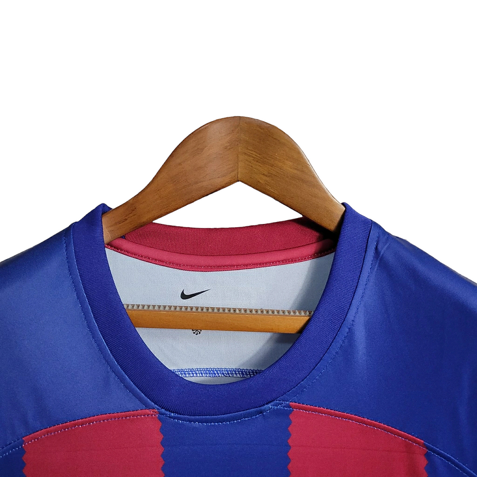 Miniatura: Camisa Barcelona I 23/24 - Feminina Nike - Azul e Grená