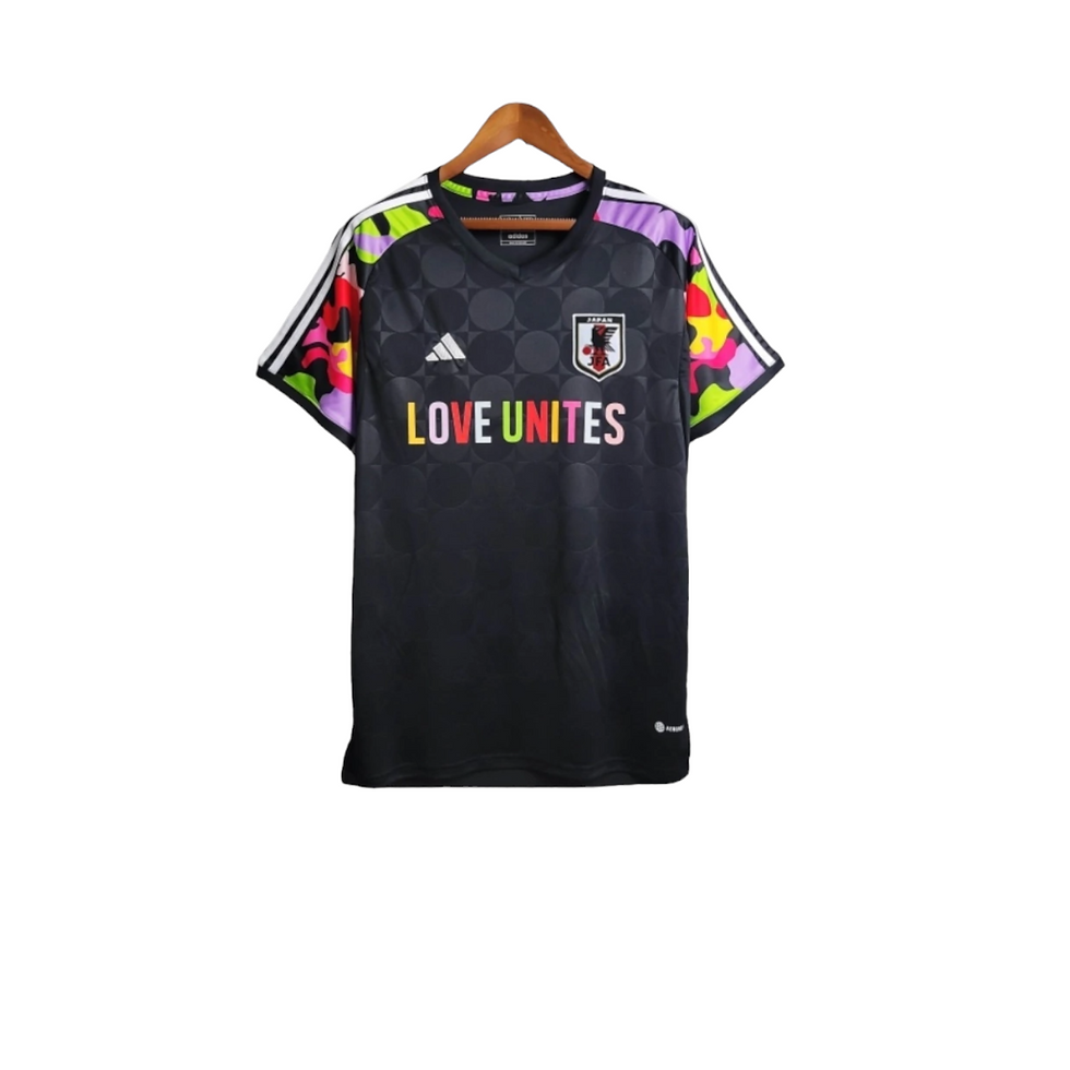 Miniatura: Camisa Japão Treino 24/25 - Torcedor Adidas Masculina - Preta com detalhes multi