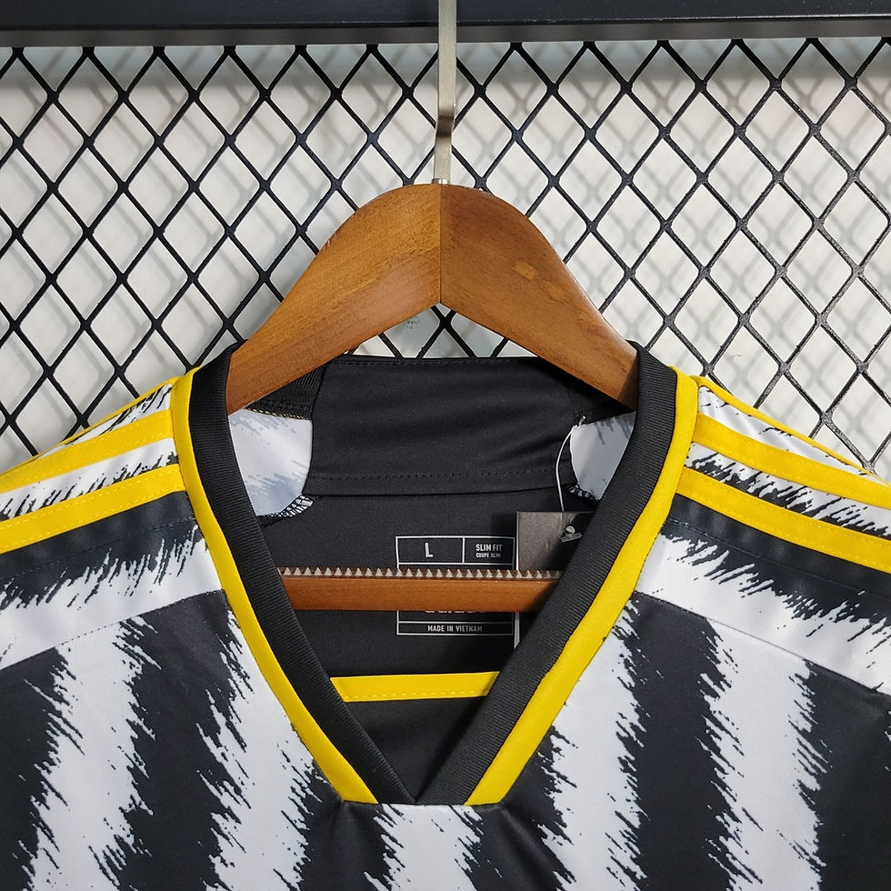 Miniatura: Camisa Juventus I 23/24 - Torcedor Adidas Masculina - Preto e branca