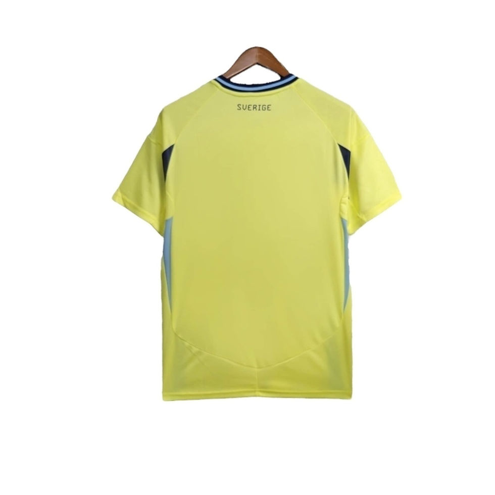Miniatura: Camisa Seleção Suécia I 24/25 - Torcedor Adidas Masculina - Amarela com detalhes