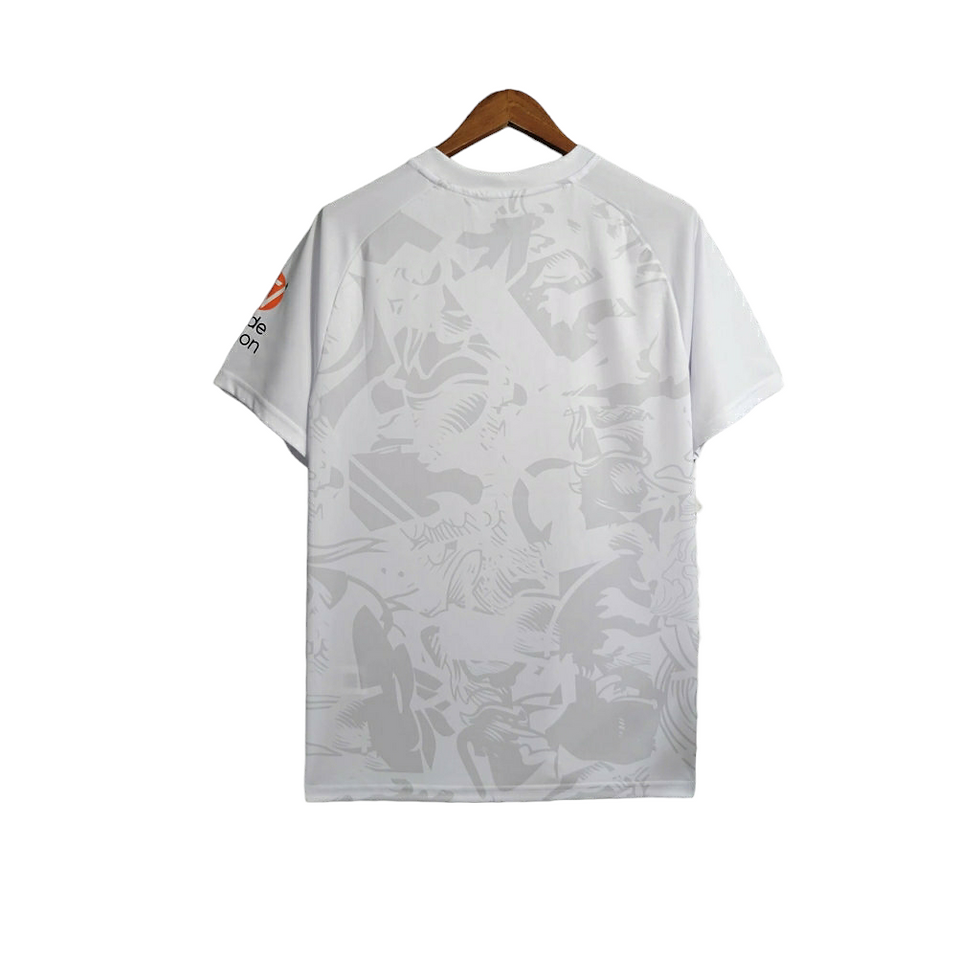 Miniatura: Camisa Aston Villa II 23/24 - Torcedor Castore Masculina - Branca com detalhes e
