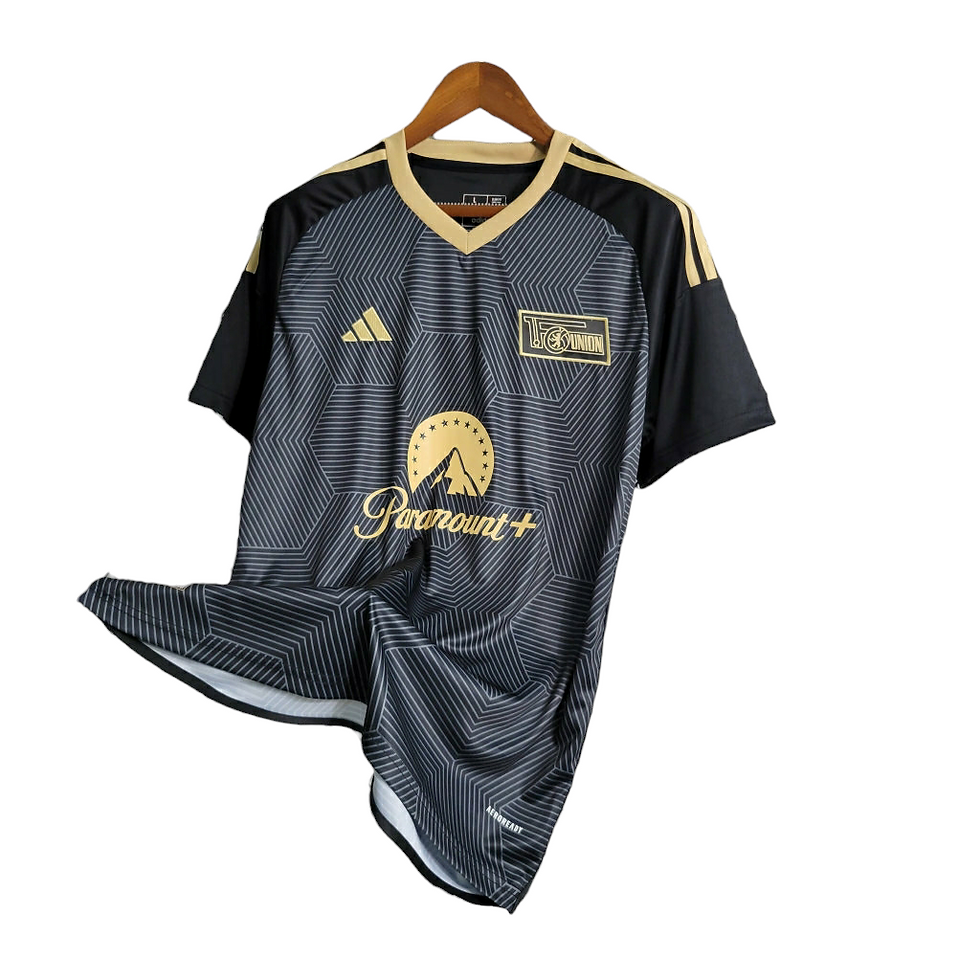 Miniatura: Camisa Union Berlin III 23/24 - Torcedor Adidas Masculina - Preta com detalhes e