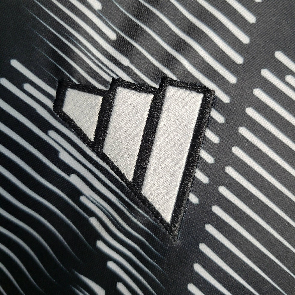Miniatura: Camisa Colo colo II 23/24 - Torcedor Adidas Masculina - Preta com detalhes em br