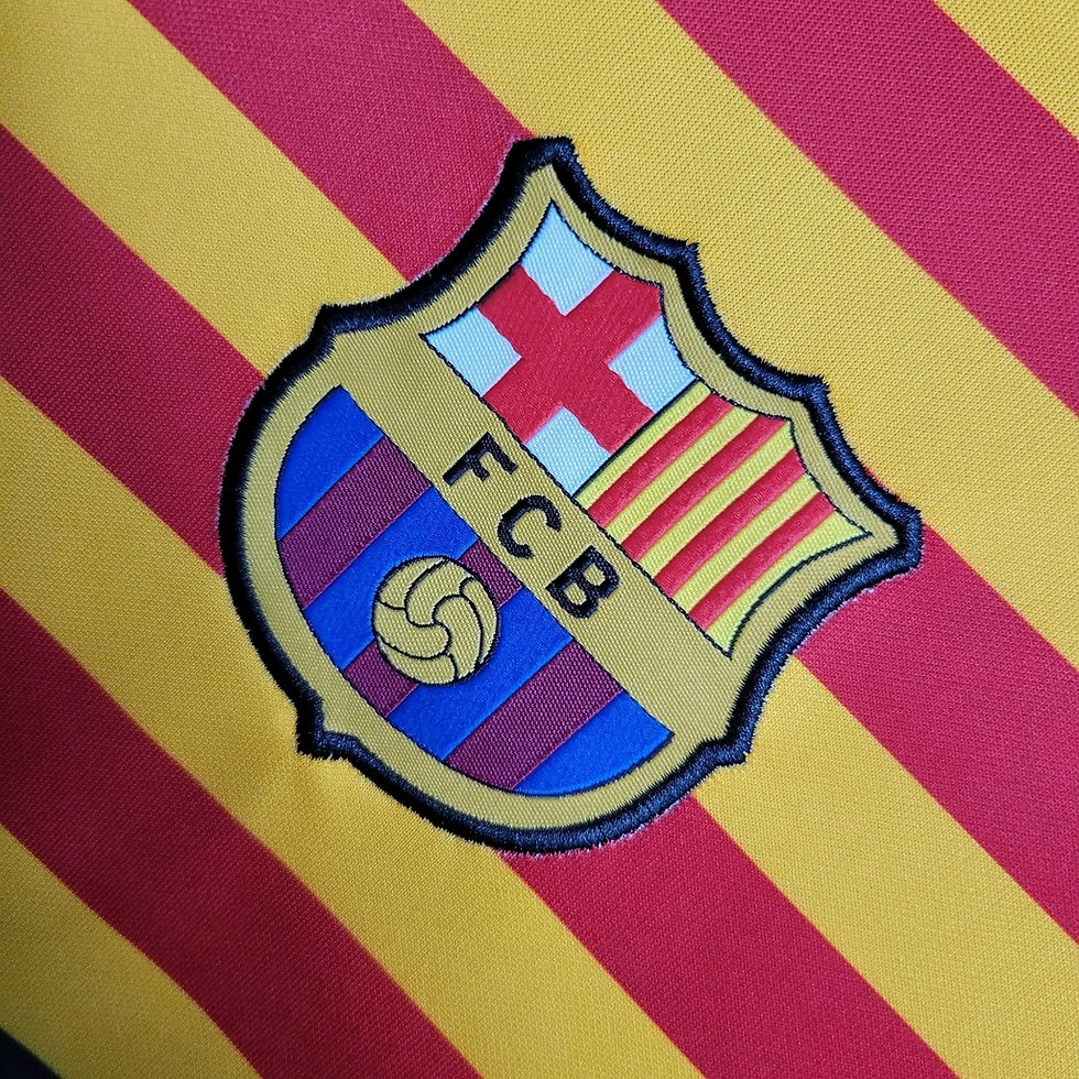 Miniatura: Camisa Barcelona Treino 23/24 - Torcedor Nike Masculina - Preta