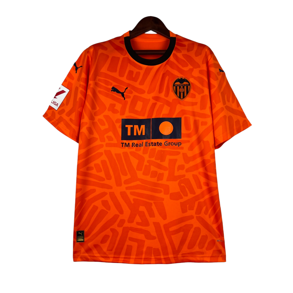 Camisa Valencia III 23/24 - Torcedor Puma Masculina - Laranja com detalhes em pr